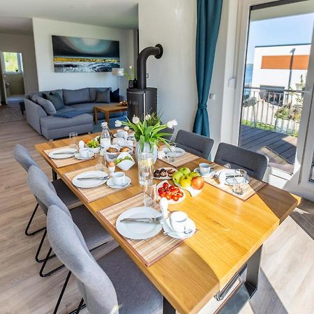 Hangar 19 Luxusapartment Mit Sauna, Kamin Und Seeblick H4W3 Schwerin  Buitenkant foto